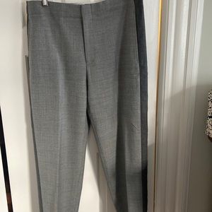 Club Monaco trousers size 8. Tailored. Side panel in darker contrasting gray.